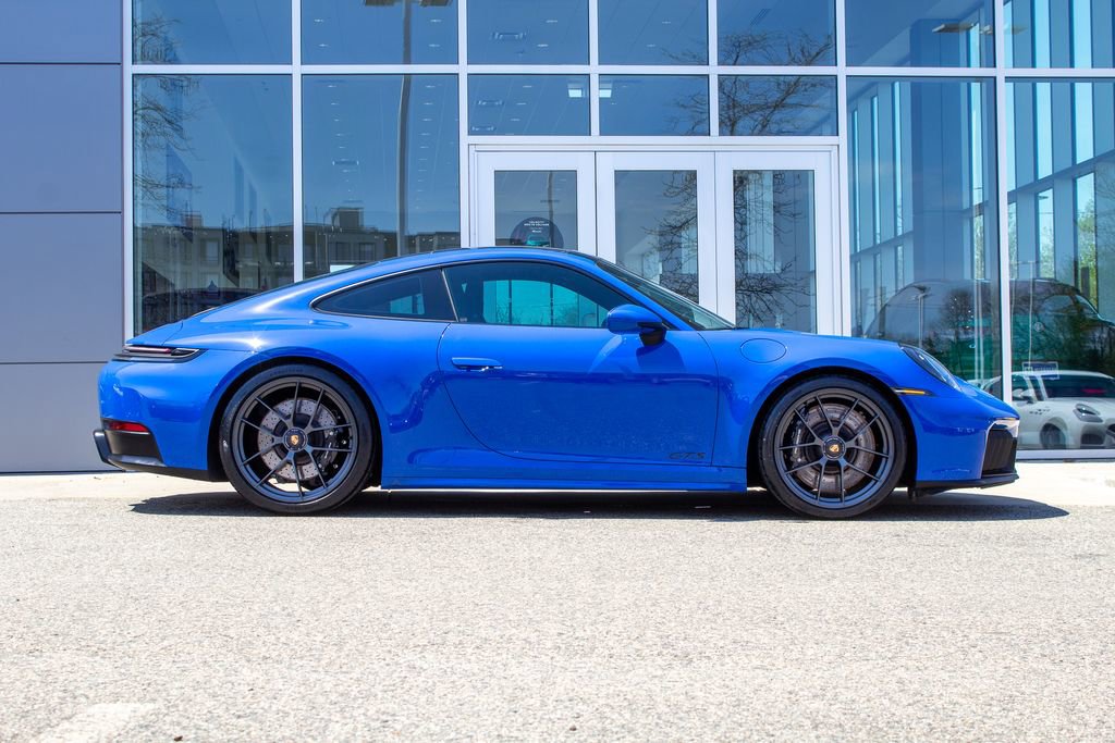 Used 2025 Porsche 911 Carrera 4 GTS AWD/4WD image 4