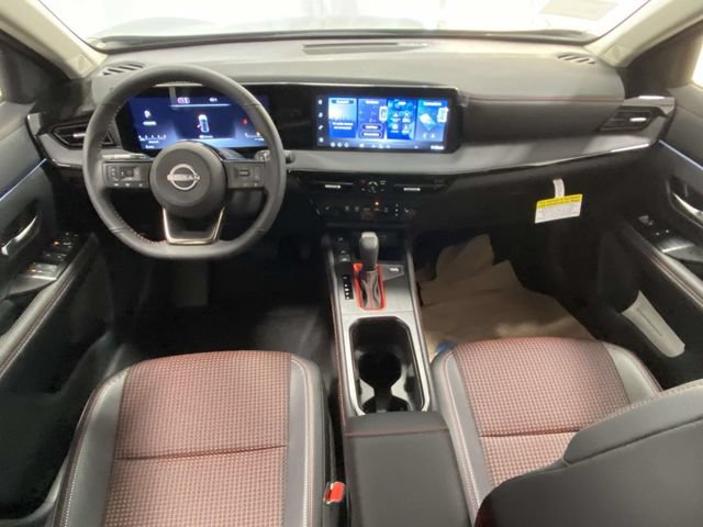 New 2026 Nissan Kicks SR w/ Cold Weather Package FWD image 9