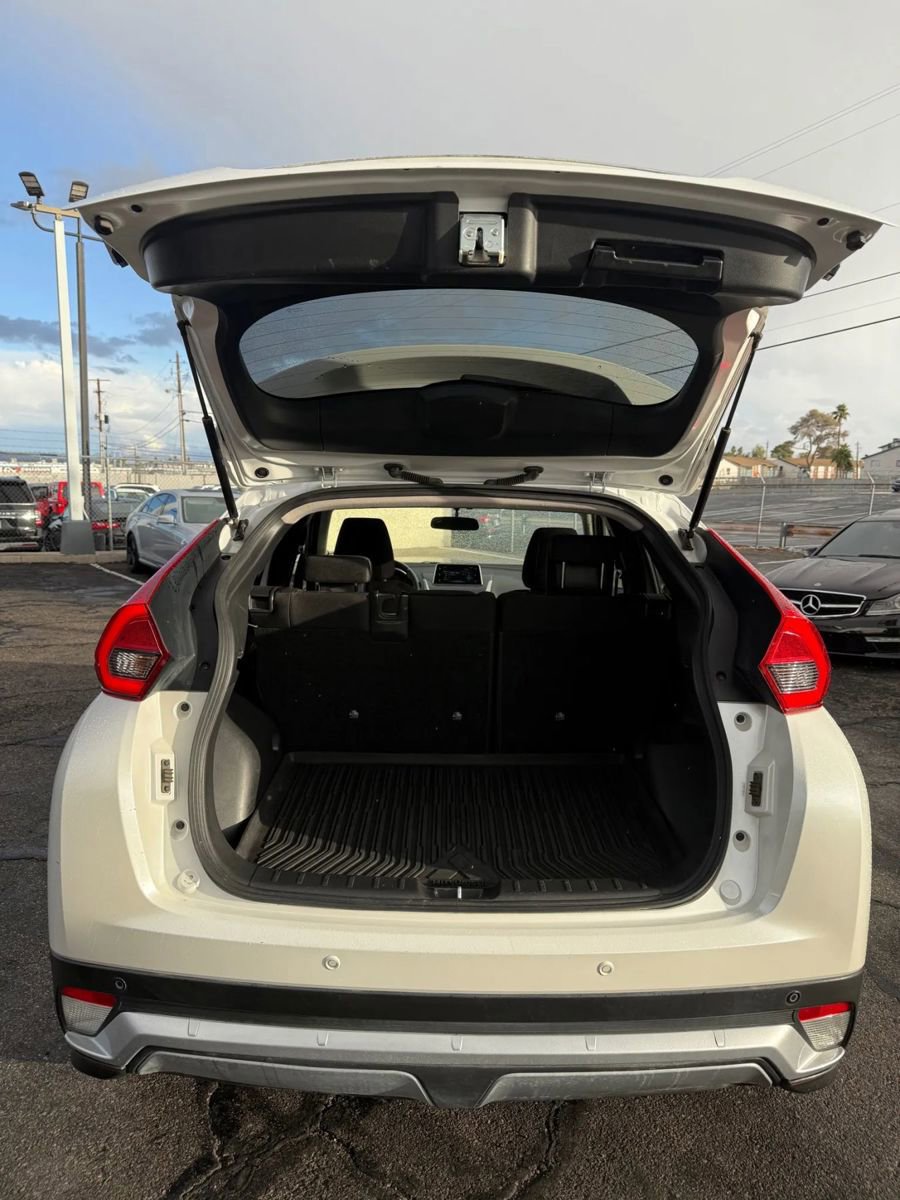 Used 2018 Mitsubishi Eclipse Cross SE image 21