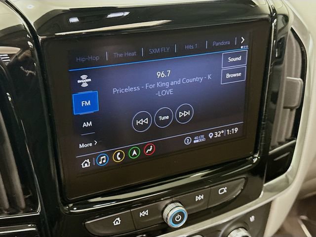 Used 2020 Chevrolet Traverse Premier image 17