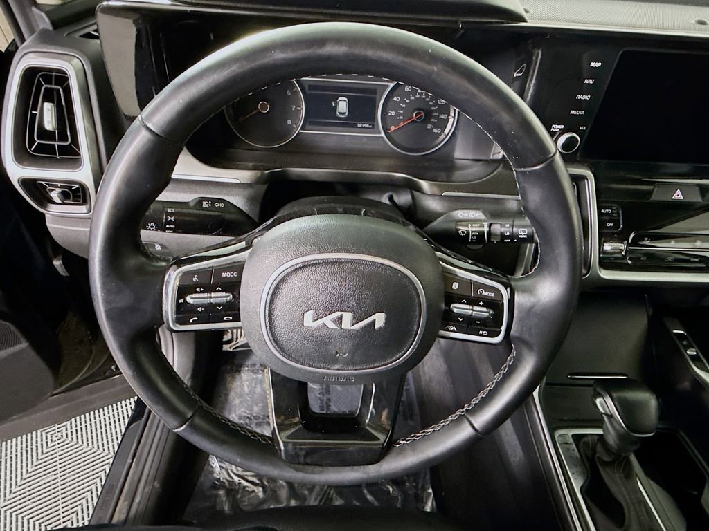 Used 2022 Kia Sorento S image 21