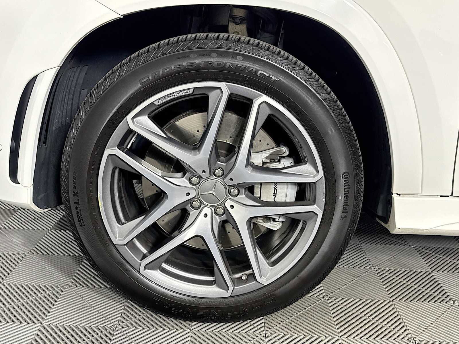 Used 2023 Mercedes-Benz GLE 53 AMG 4MATIC image 31