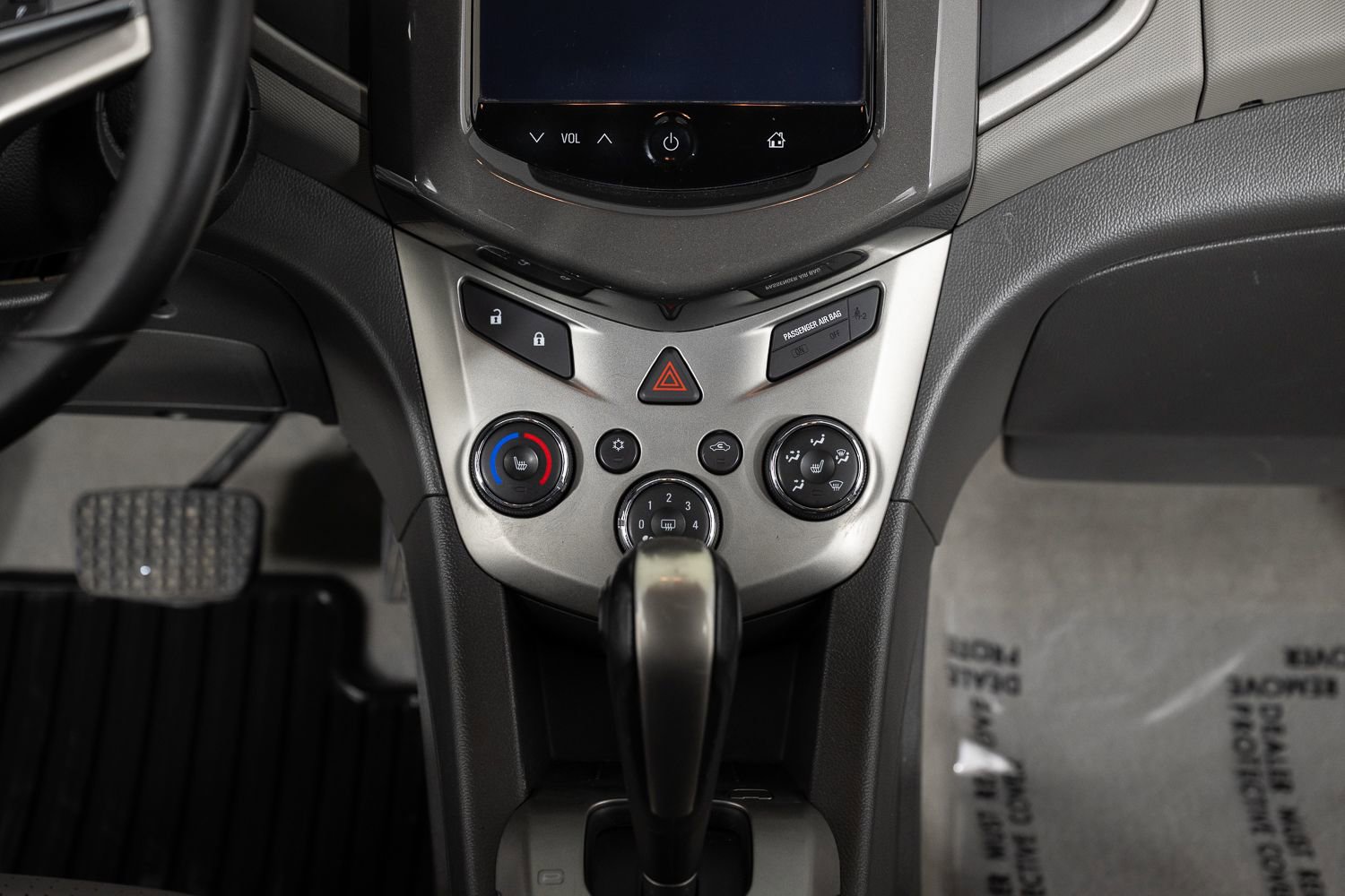 Used 2015 Chevrolet Sonic LTZ image 36