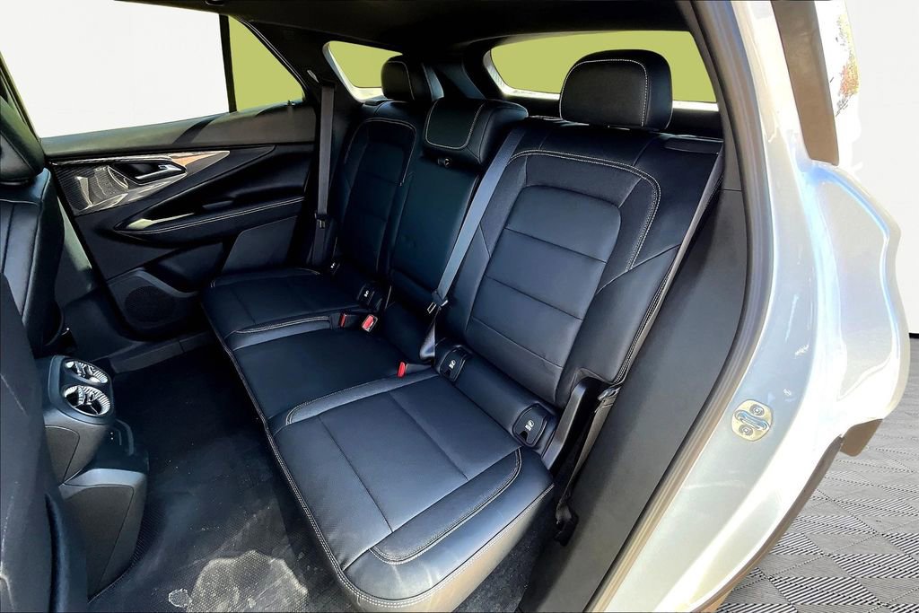 New 2024 Chevrolet Blazer EV LT image 10