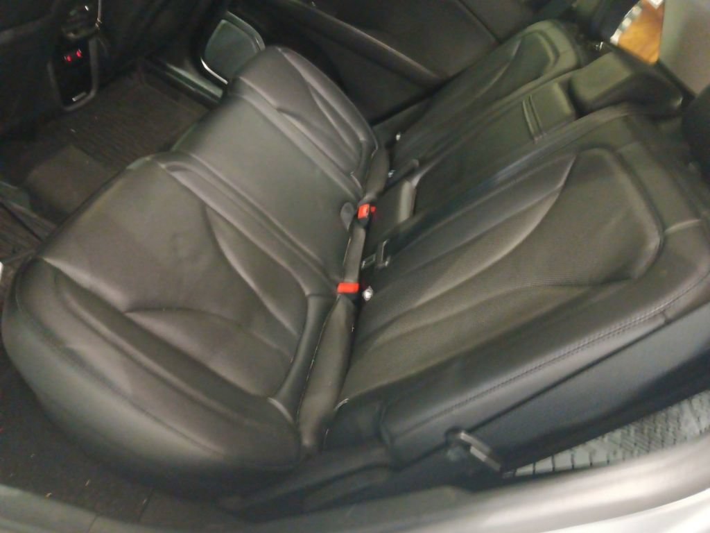 Used 2023 Lincoln Nautilus Reserve AWD/4WD image 7