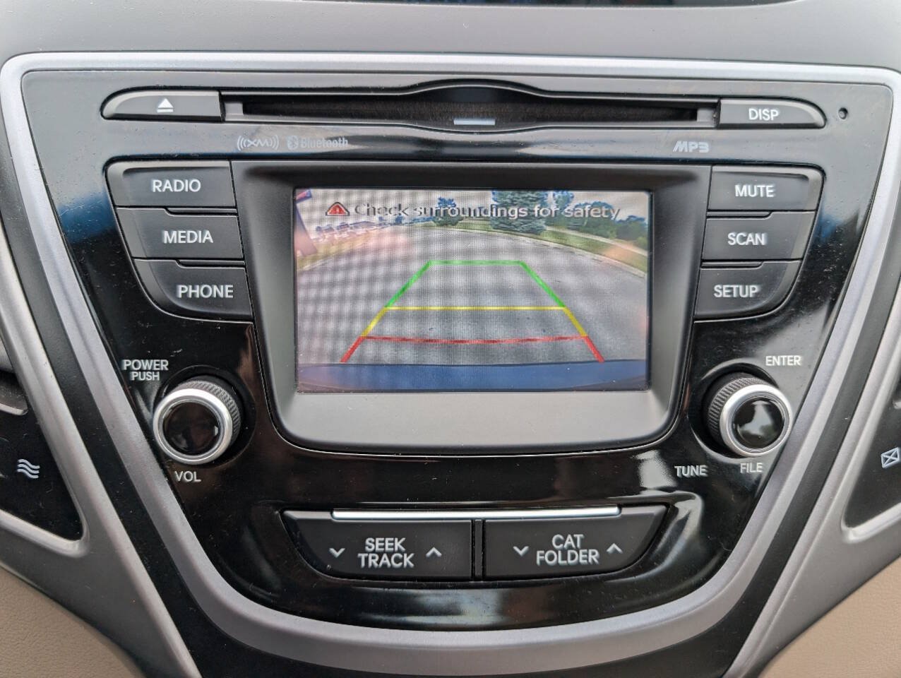 Used 2015 Hyundai Elantra SE w/ Option Group 02 FWD image 16