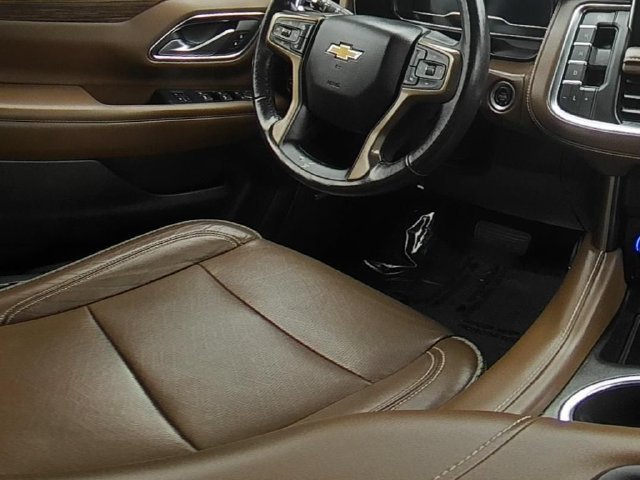 Used 2022 Chevrolet Suburban High Country AWD/4WD image 26