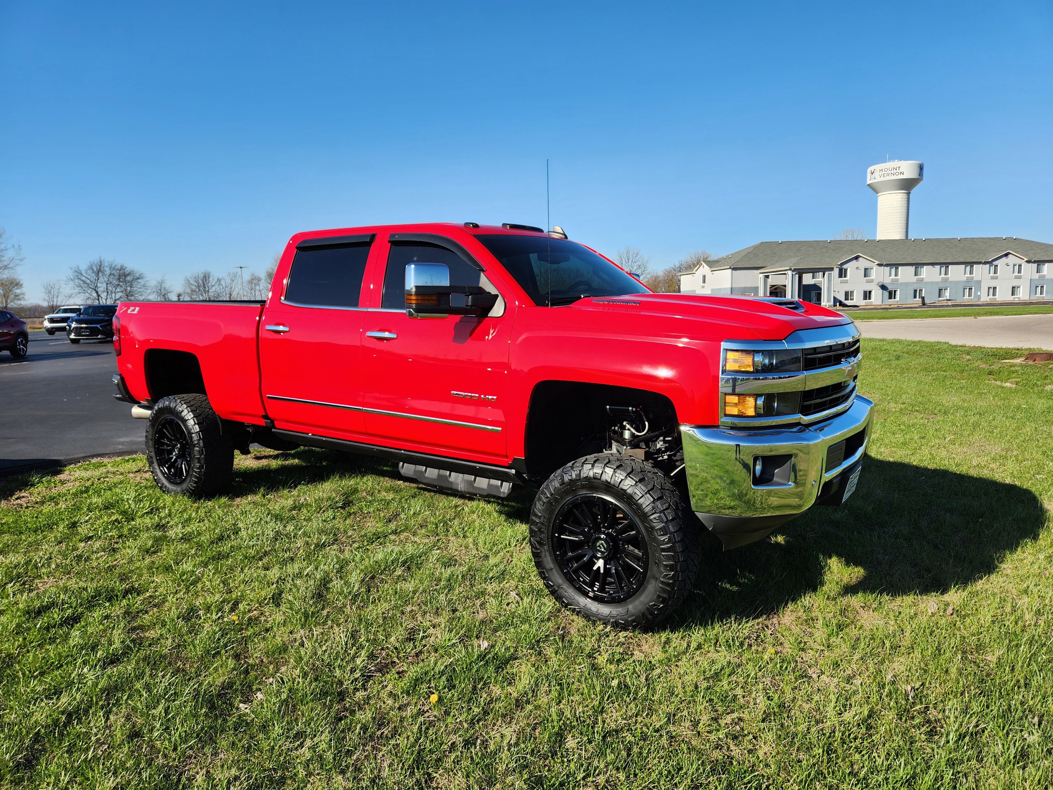 Used 2019 Chevrolet Silverado 2500 LTZ w/ Duramax Plus Package image 9