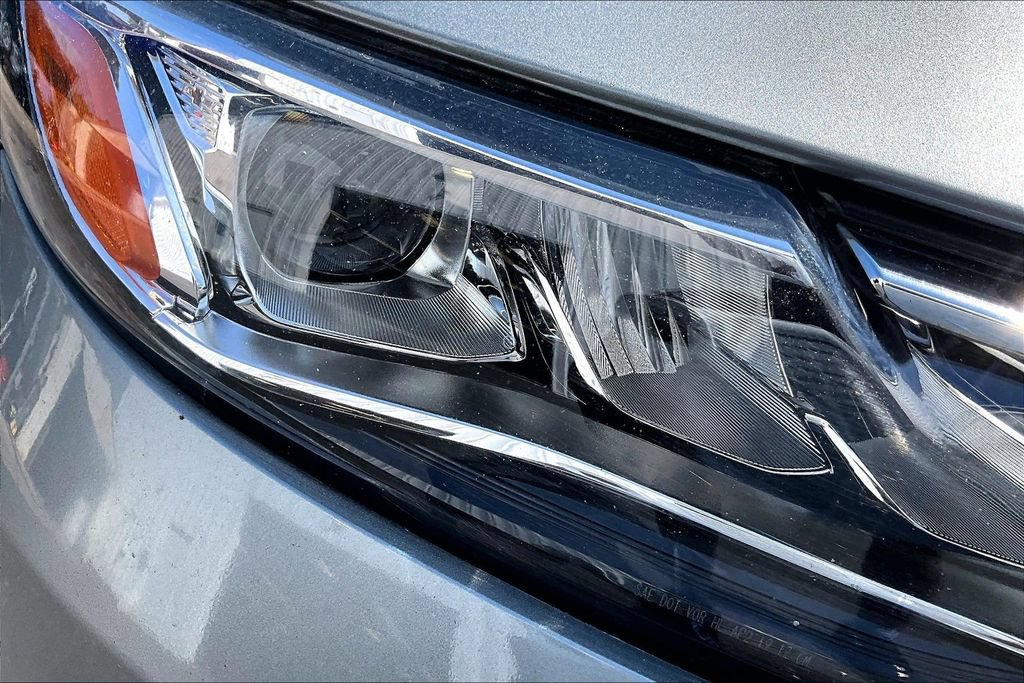 Used 2024 Chevrolet Malibu LT FWD image 30
