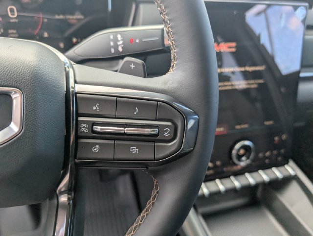 New 2027 GMC Terrain AT4 w/ Convenience Package III AWD/4WD image 17