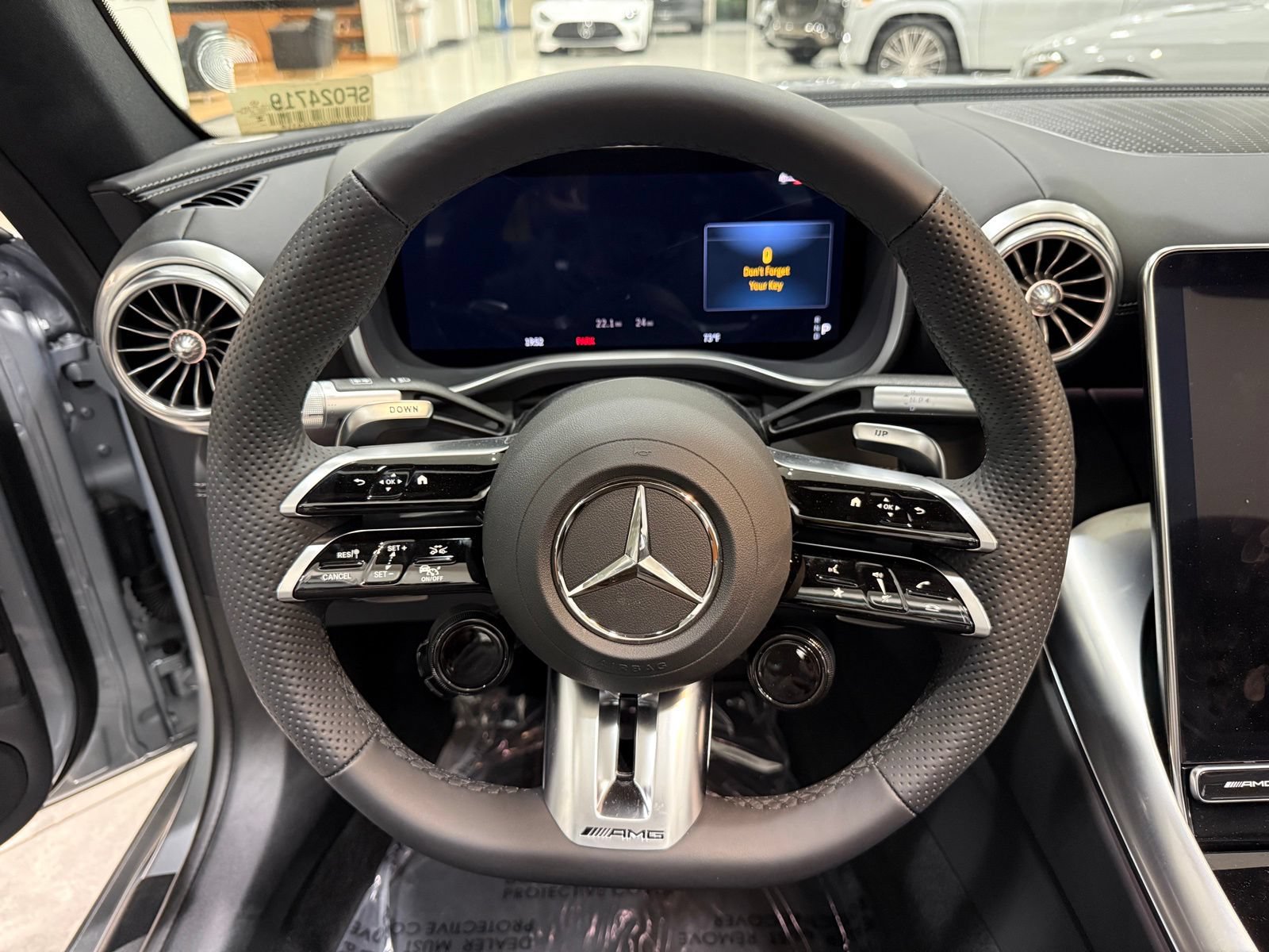 Used 2025 Mercedes-Benz SL 55 AMG 4MATIC image 13