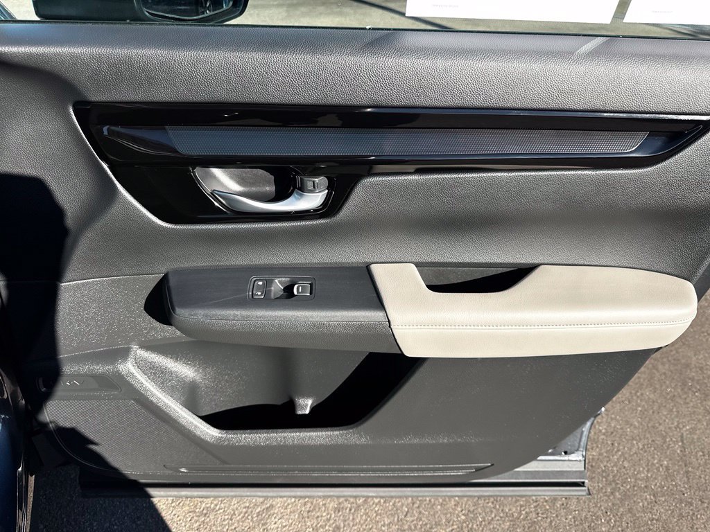 Used 2025 Honda CR-V EX-L image 14