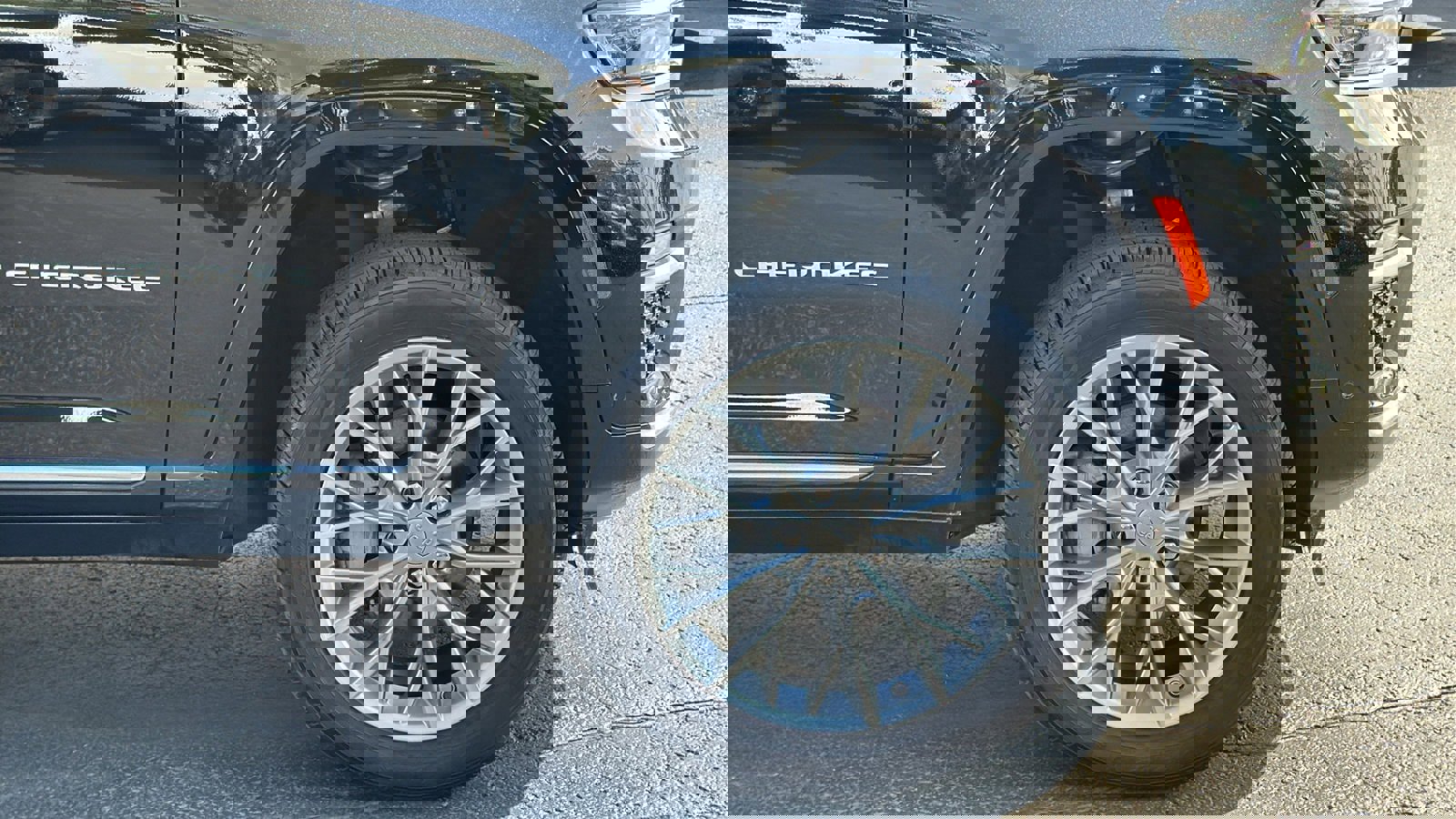 Certified 2024 Jeep Grand Cherokee Summit w/ Adv Protech Group IV image 10