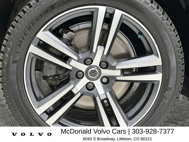 Used 2018 Volvo XC60 T6 Momentum w/ Advanced Package AWD/4WD image 10