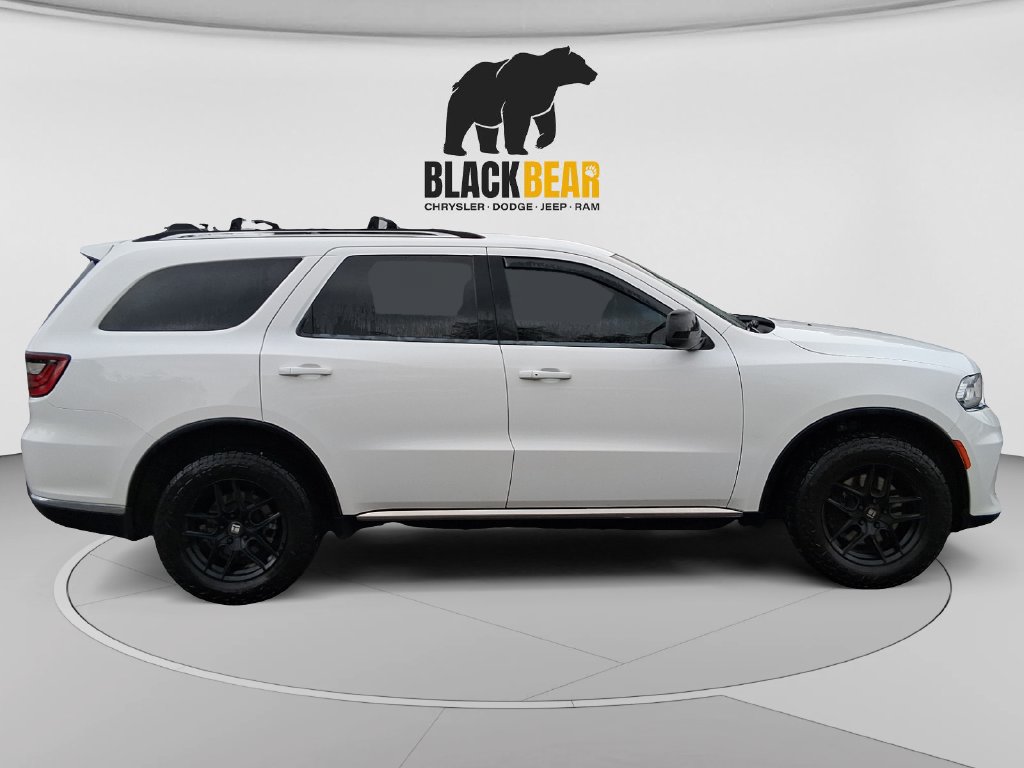 Used 2023 Dodge Durango SXT Launch Edition AWD/4WD image 2