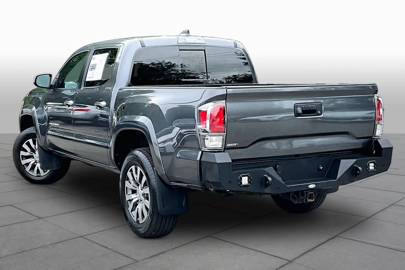 Used 2023 Toyota Tacoma Limited AWD/4WD image 12