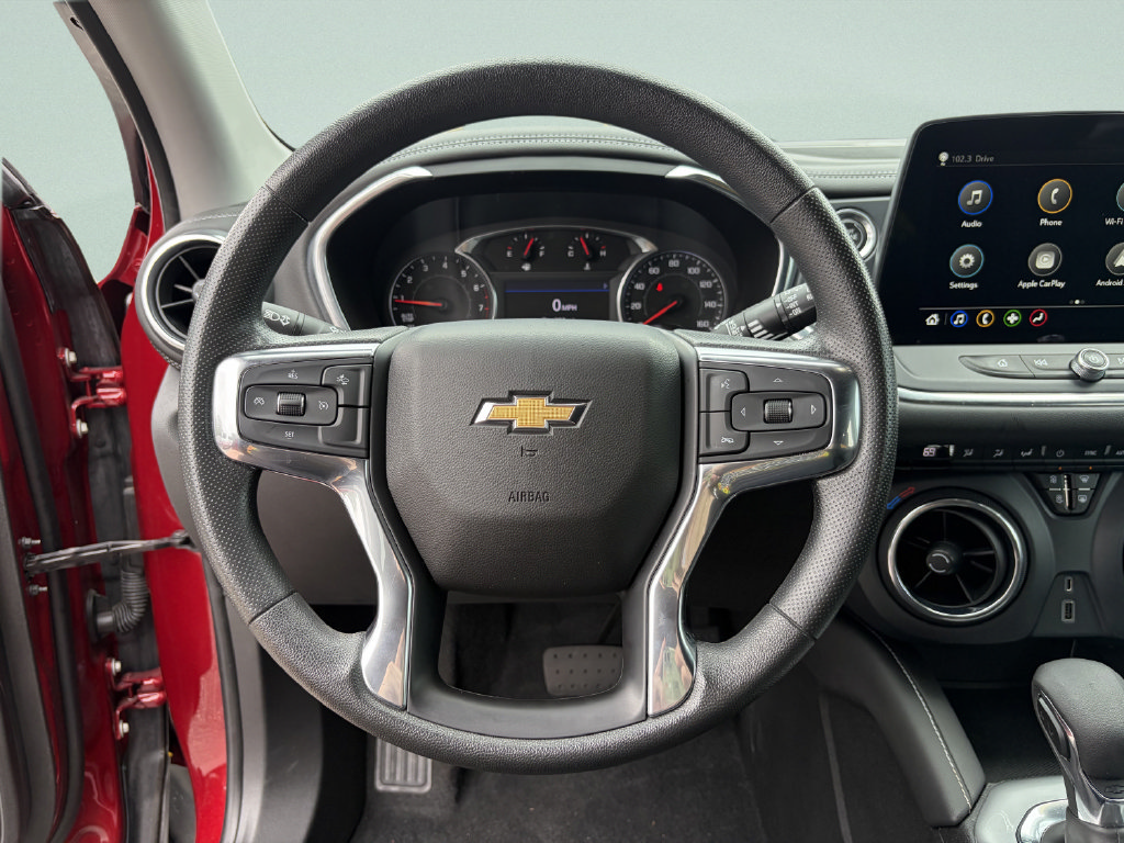 Used 2023 Chevrolet Blazer LT FWD image 31
