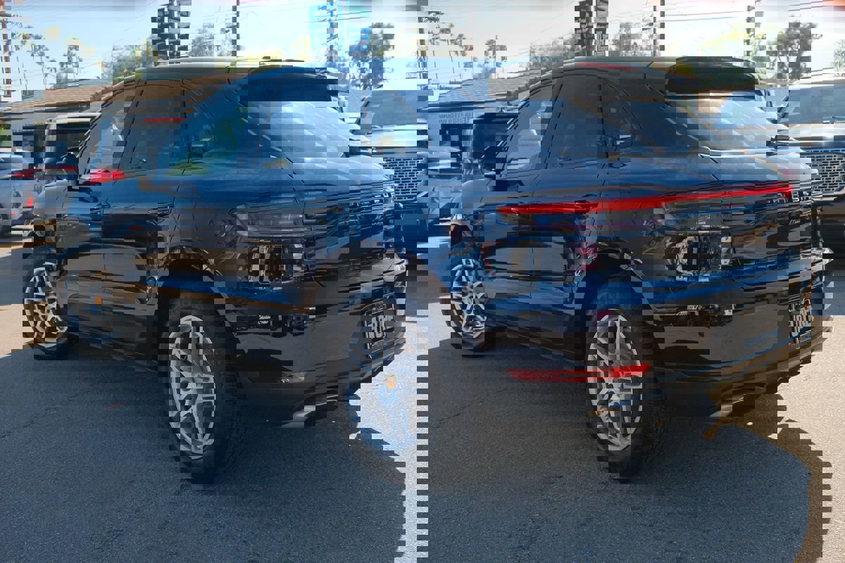 Used 2021 Porsche Macan image 4