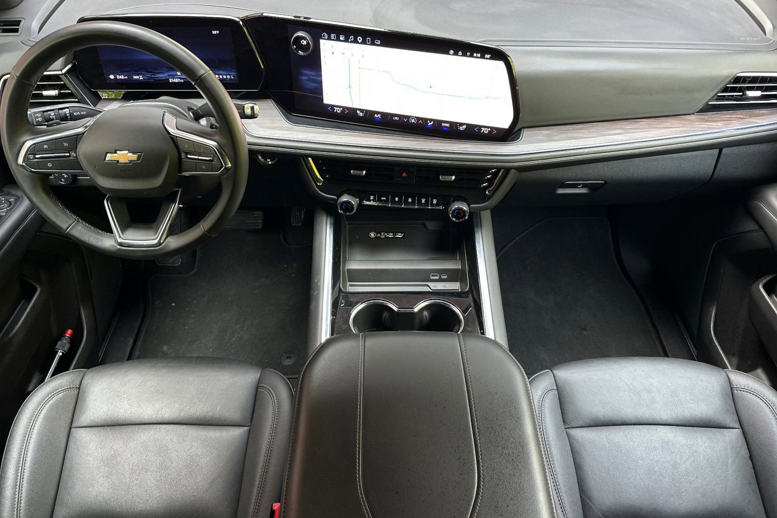 Used 2025 Chevrolet Tahoe LT AWD/4WD image 18