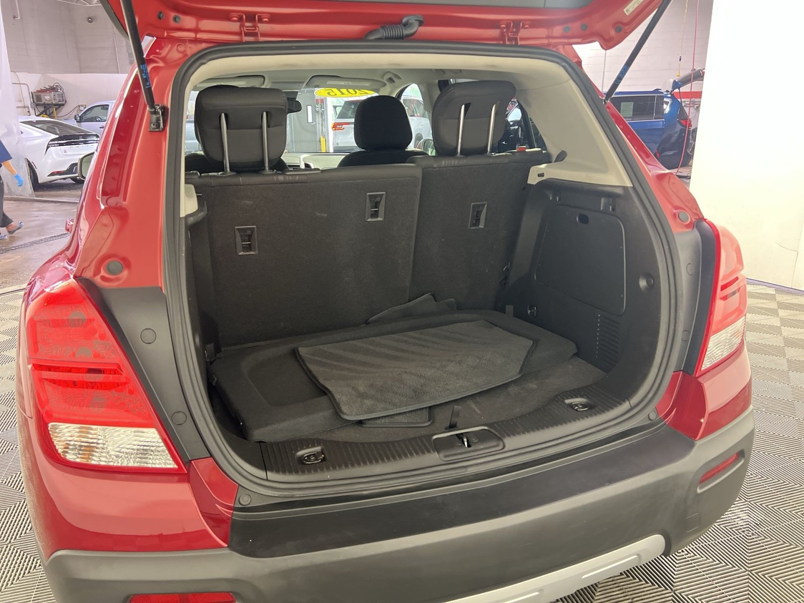 Used 2015 Chevrolet Trax LT FWD image 27