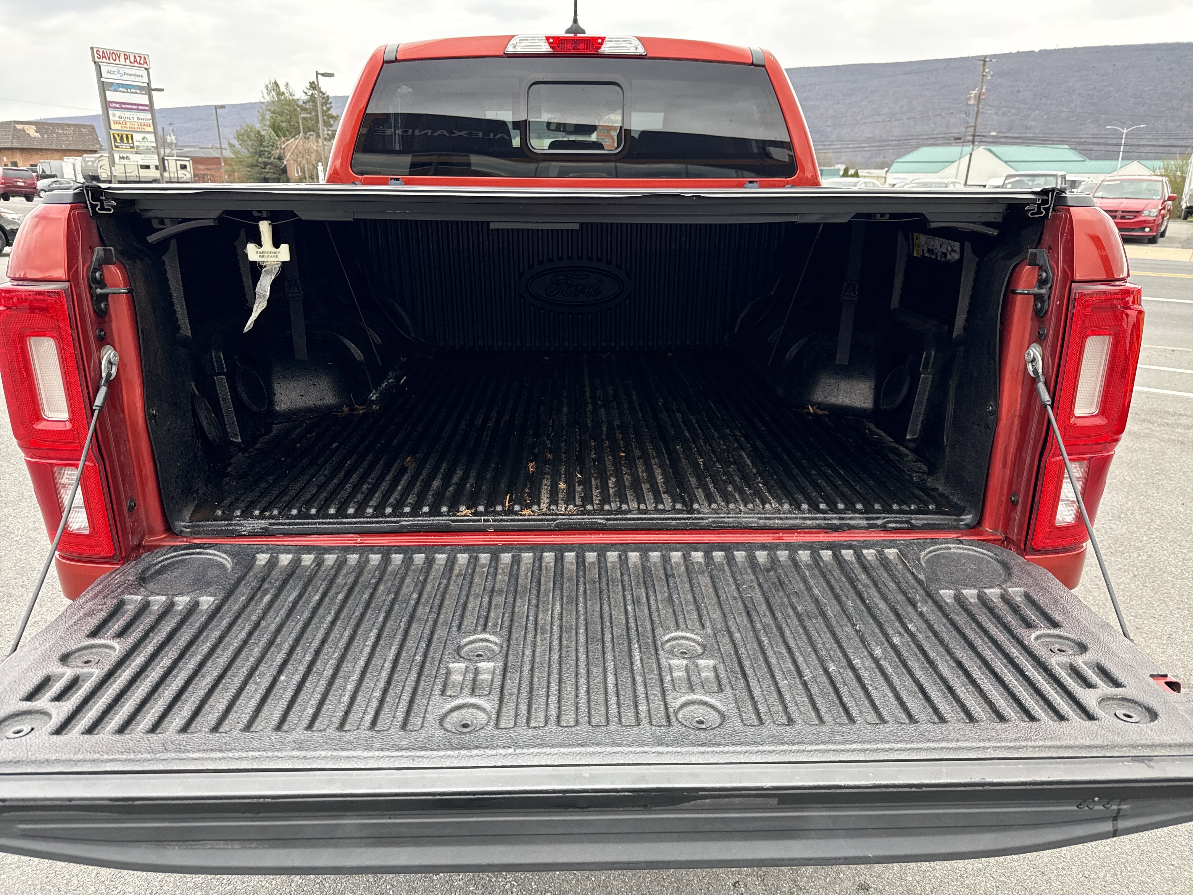 Used 2019 Ford Ranger XLT w/ Equipment Group 302A Luxury AWD/4WD image 5