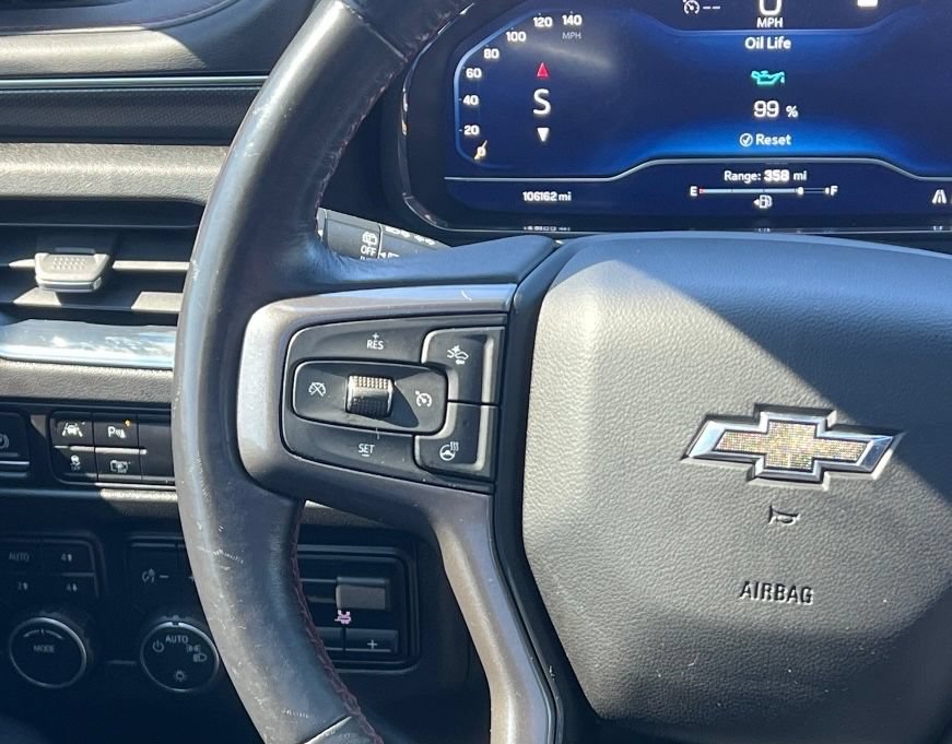 Used 2022 Chevrolet Suburban RST w/ Luxury Package AWD/4WD image 33