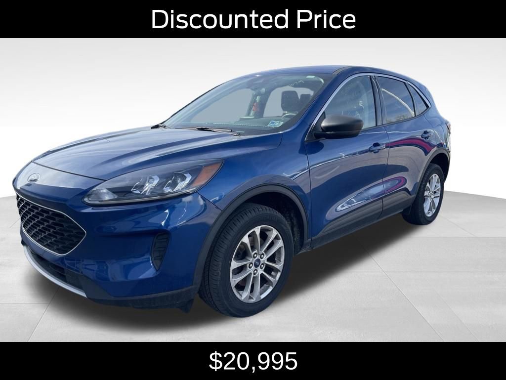 Used 2022 Ford Escape SE w/ Cold Weather Package AWD/4WD image 3