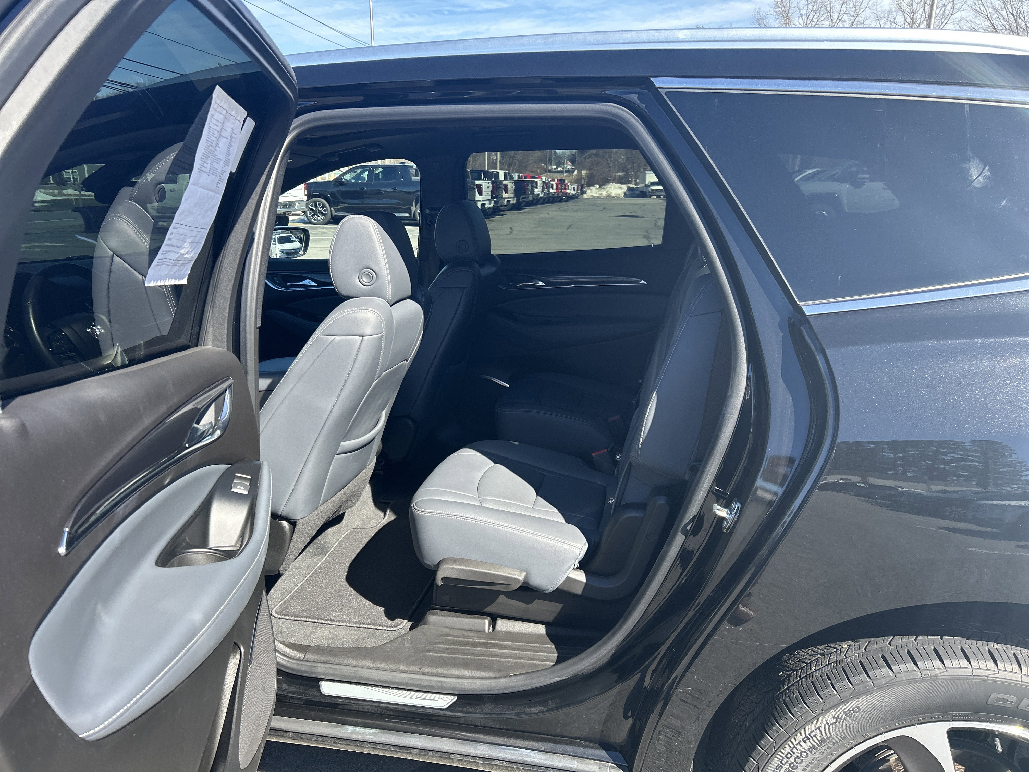 Certified 2022 Buick Enclave Essence w/ Experience Buick Package image 16