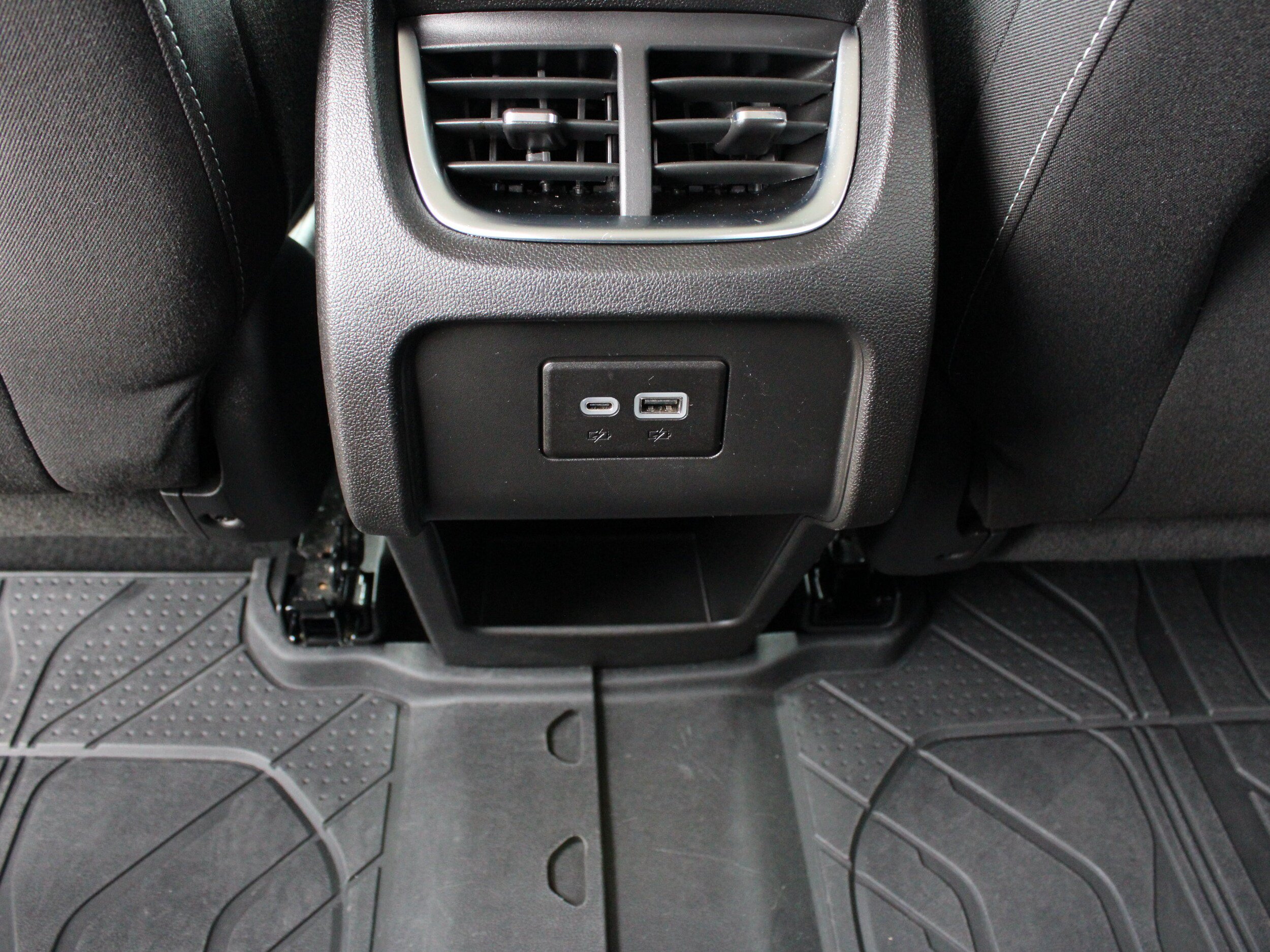 Used 2024 Chevrolet Blazer LT w/ Convenience Package FWD image 36
