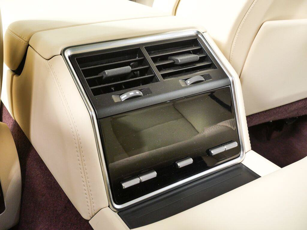Used 2023 Porsche Panamera 4 AWD/4WD image 22