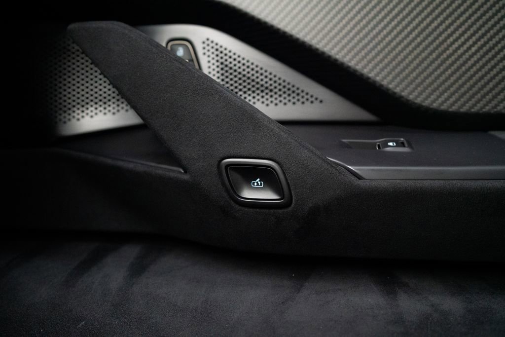 Used 2019 Ford GT RWD image 36