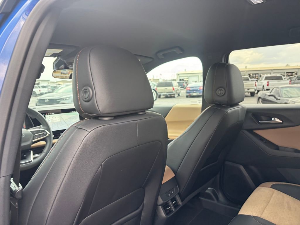 Used 2026 Chevrolet Equinox ACTIV w/ Convenience Package III image 28