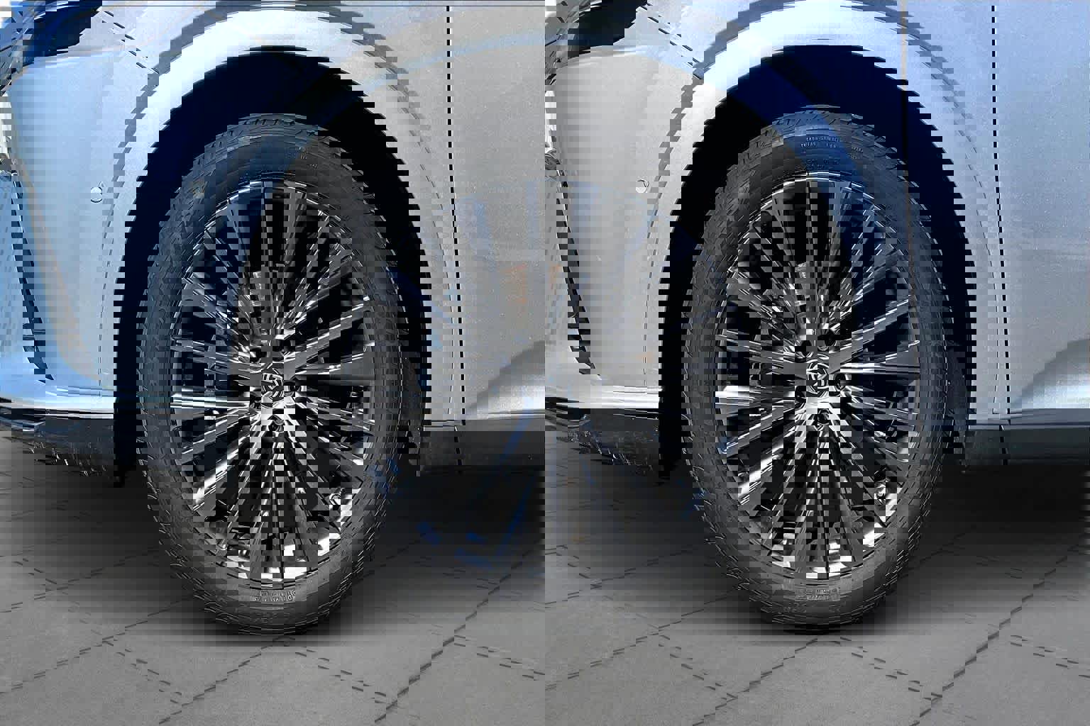 Used 2024 Lexus RX 350 Luxury w/ Convenience Package image 11