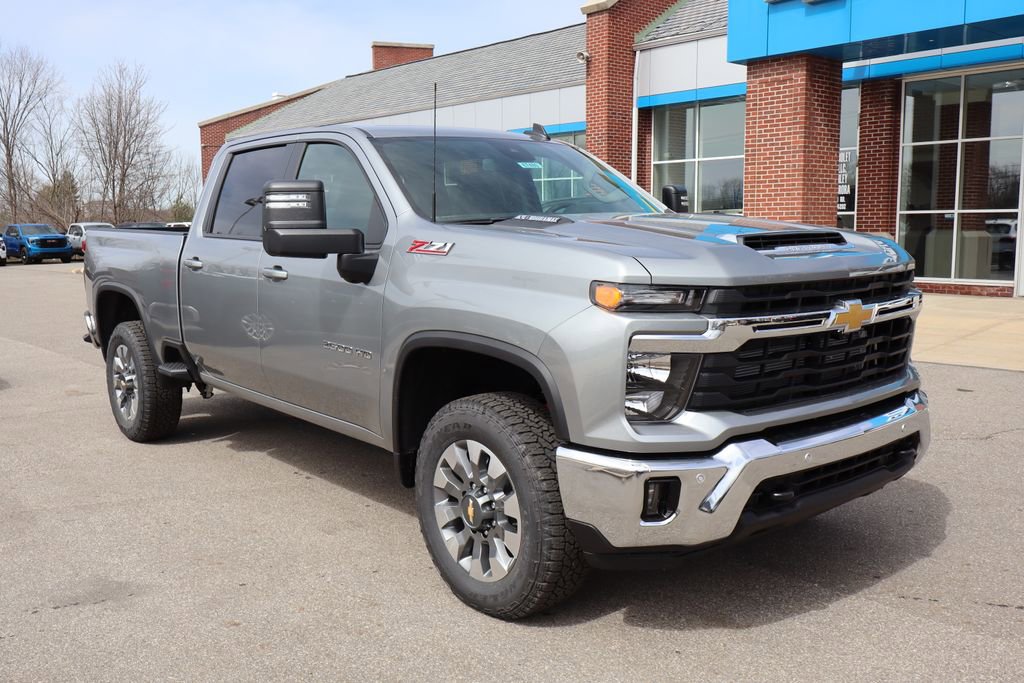 New 2026 Chevrolet Silverado 2500 LT image 4