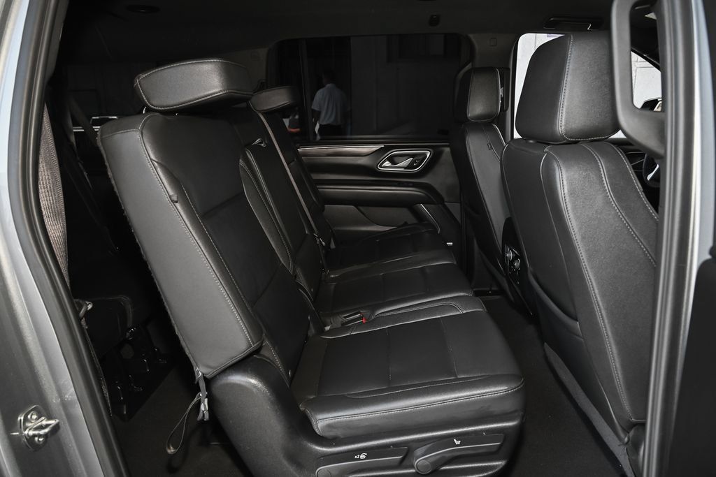 Used 2024 Chevrolet Suburban LT AWD/4WD image 44
