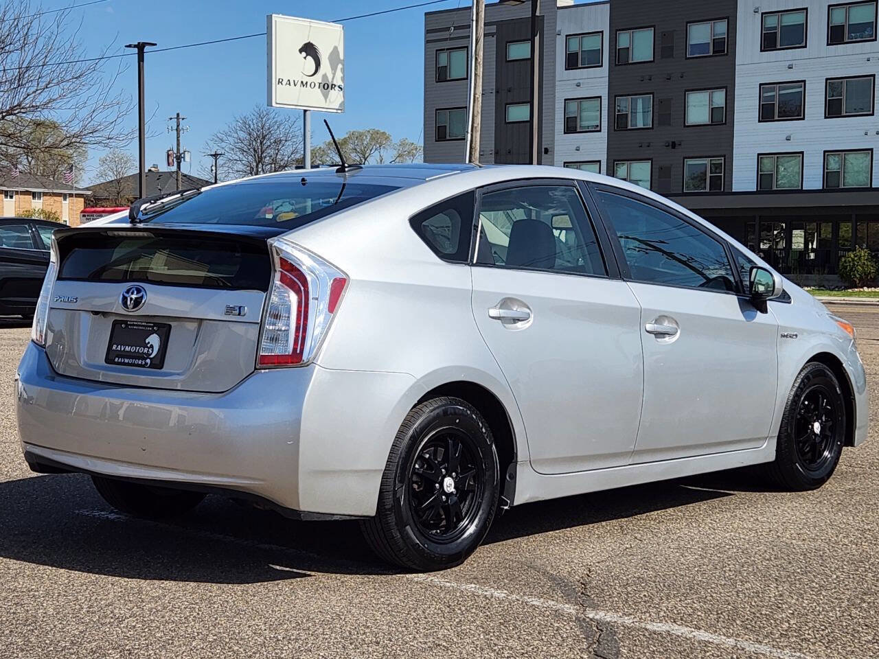 Used 2012 Toyota Prius Four w/ Deluxe Solar Roof Pkg FWD image 9
