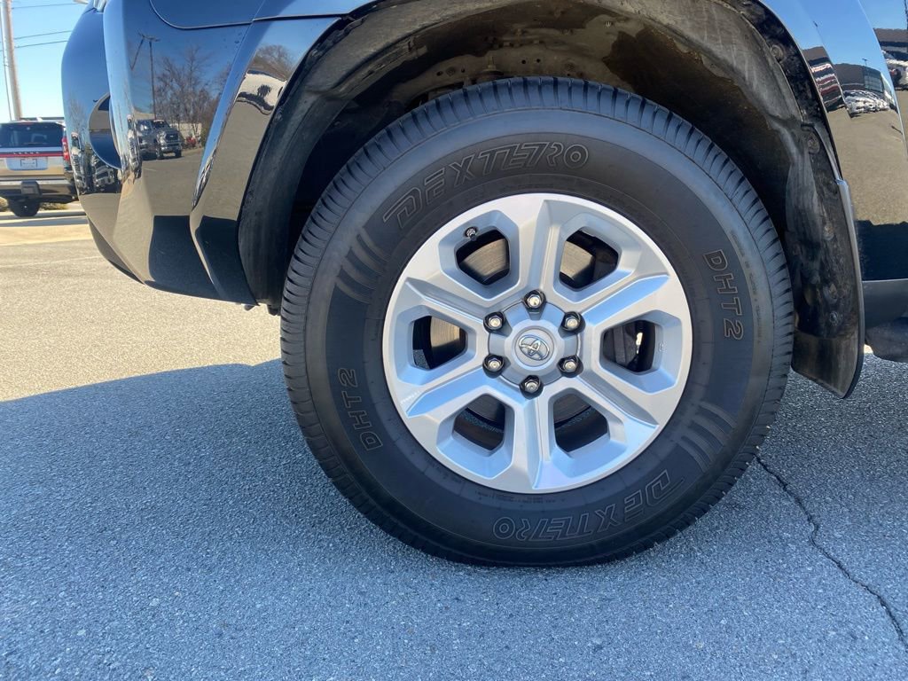 Used 2019 Toyota 4Runner SR5 image 30