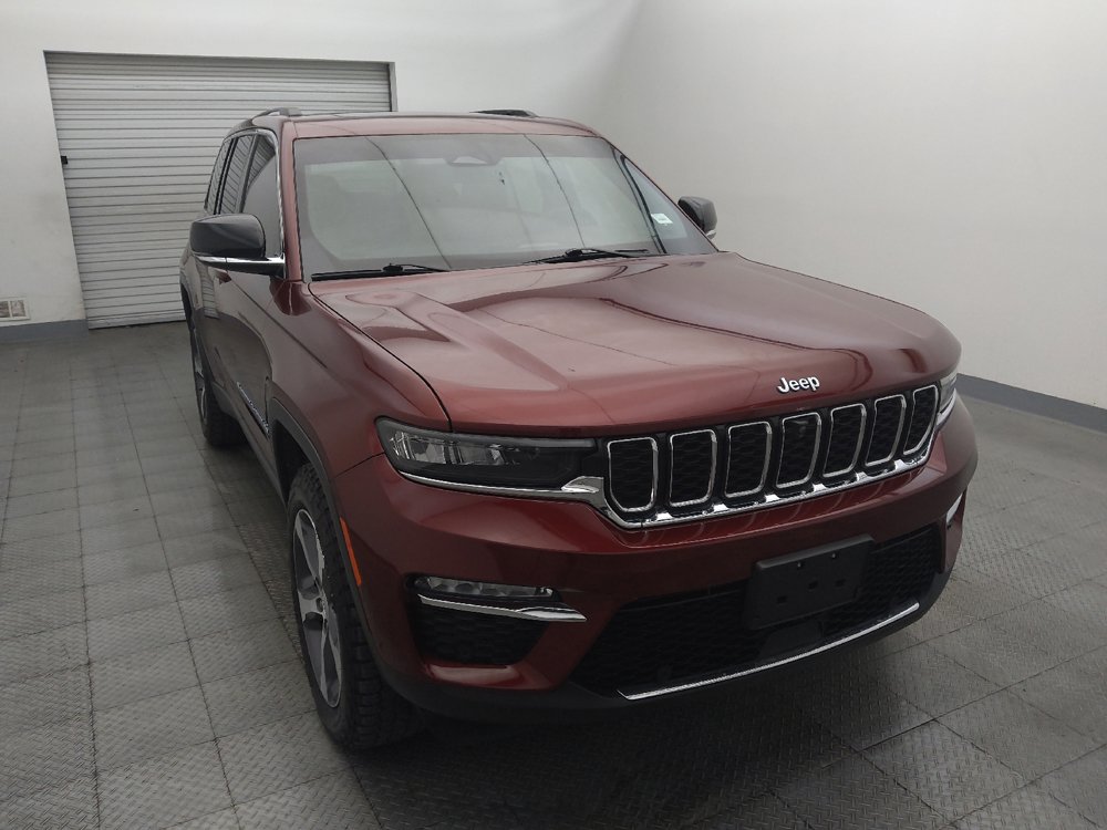 Used 2023 Jeep Grand Cherokee 4WD 4xe w/ Luxury Tech Group II image 14
