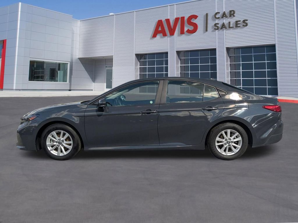 Used 2025 Toyota Camry LE video 2
