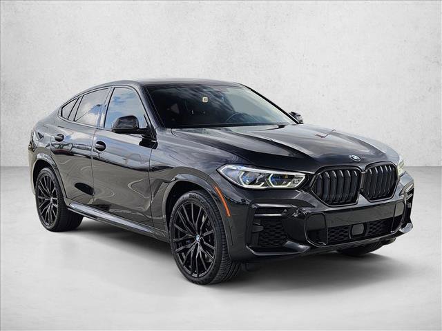 Used 2022 BMW X6 M50i w/ Executive Package image 3
