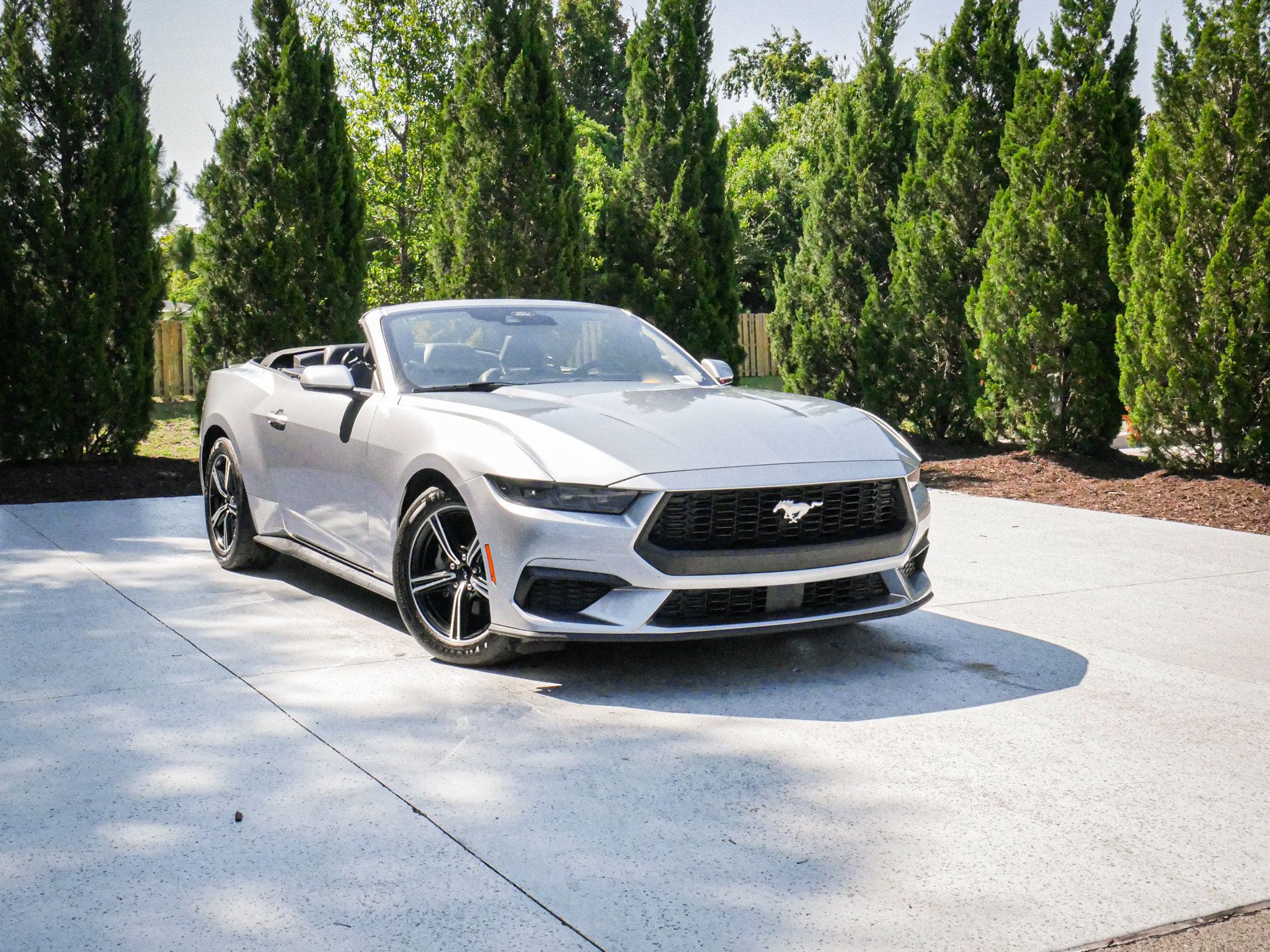 Used 2025 Ford Mustang Premium RWD video 2