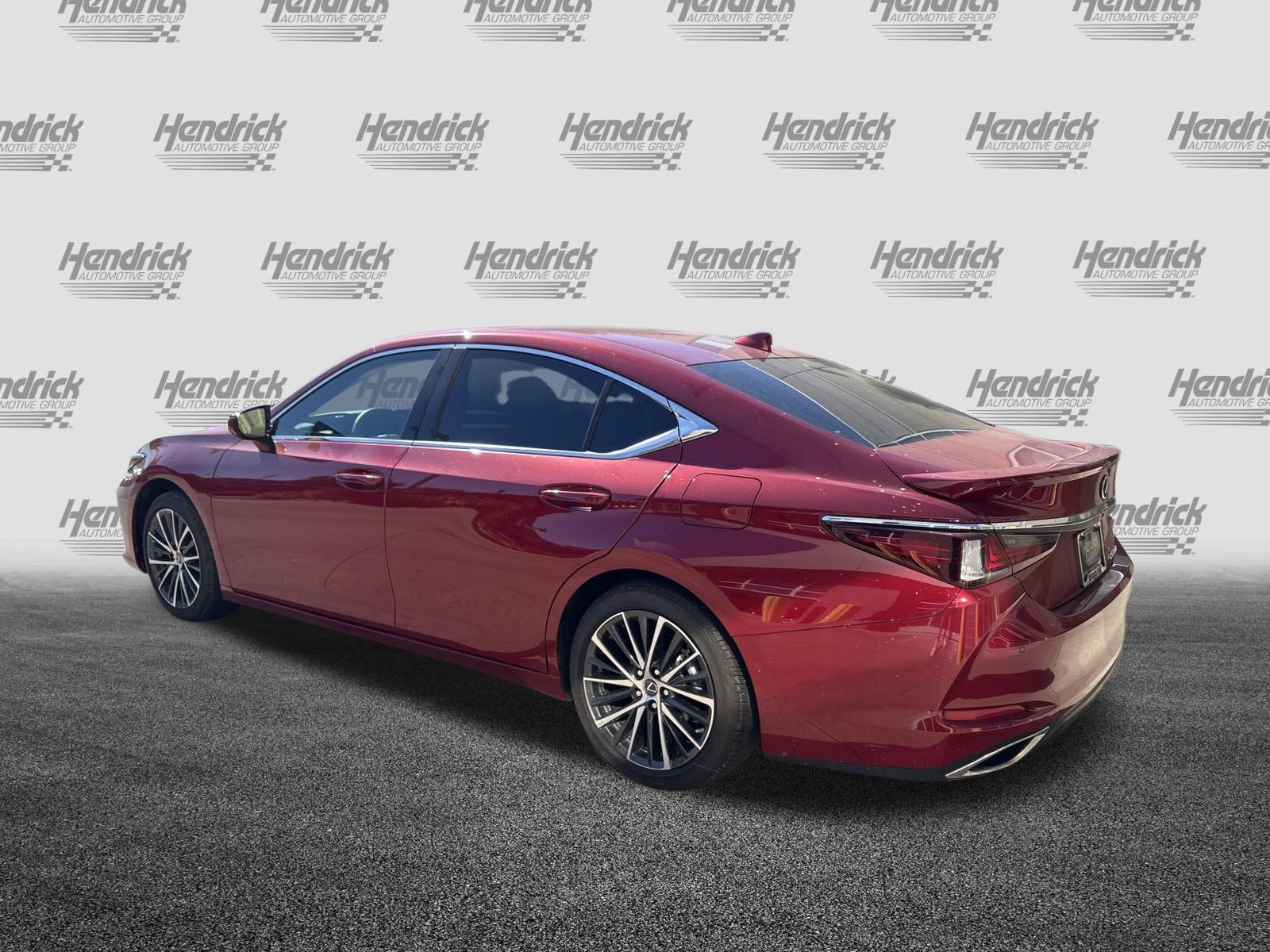 Used 2025 Lexus ES 350 w/ Premium Package FWD image 8