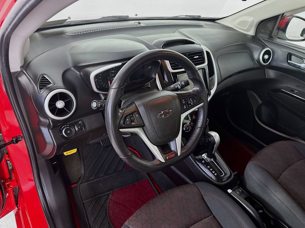 Used 2019 Chevrolet Sonic LT w/ Convenience Package FWD image 28