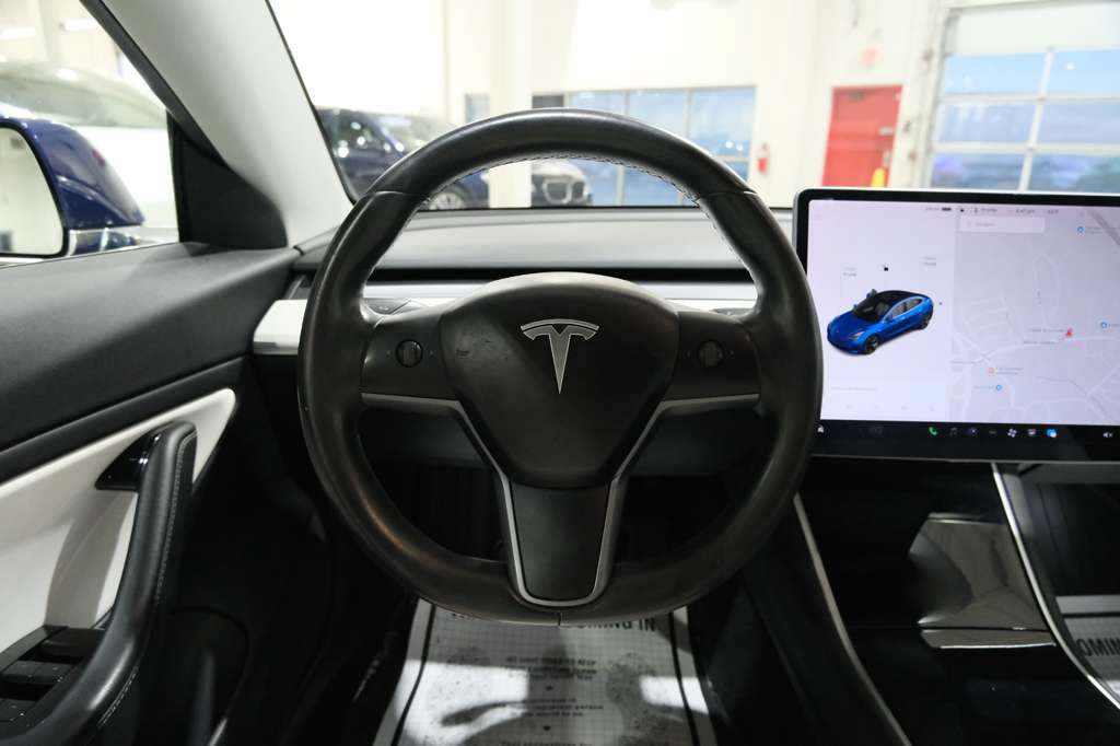 Used 2019 Tesla Model 3 Performance AWD/4WD image 27