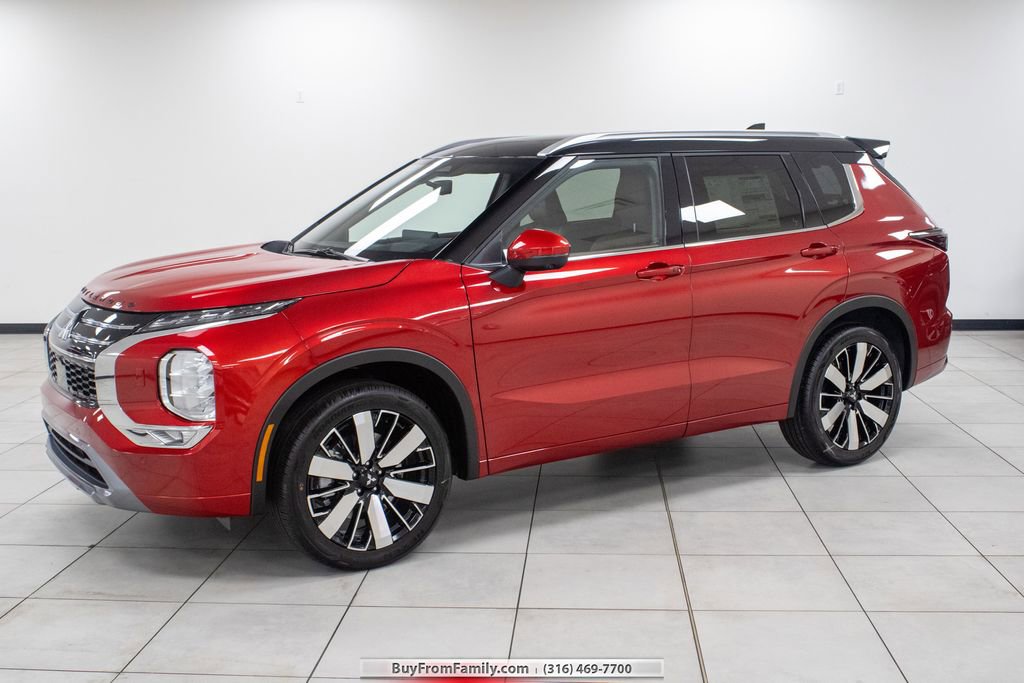 New 2026 Mitsubishi Outlander SEL image 1