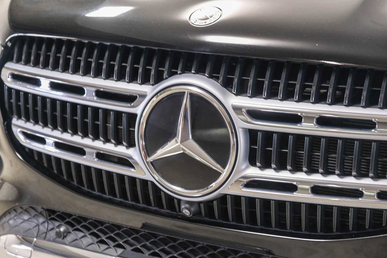 Certified 2025 Mercedes-Benz GLE 350 4MATIC image 13