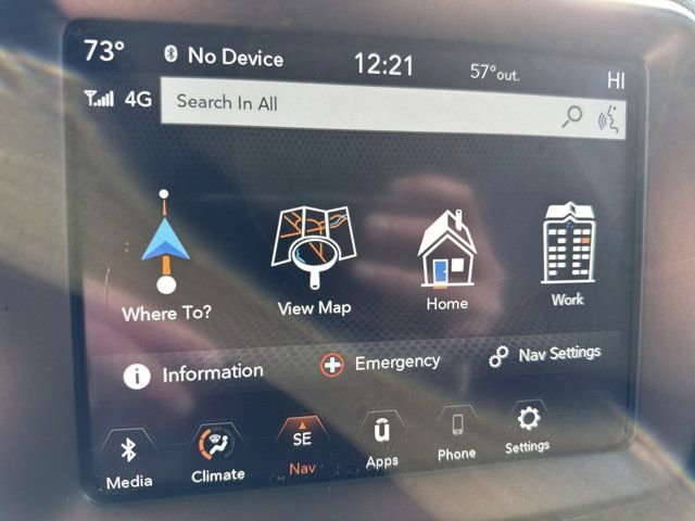 Used 2023 Jeep Renegade Altitude image 21