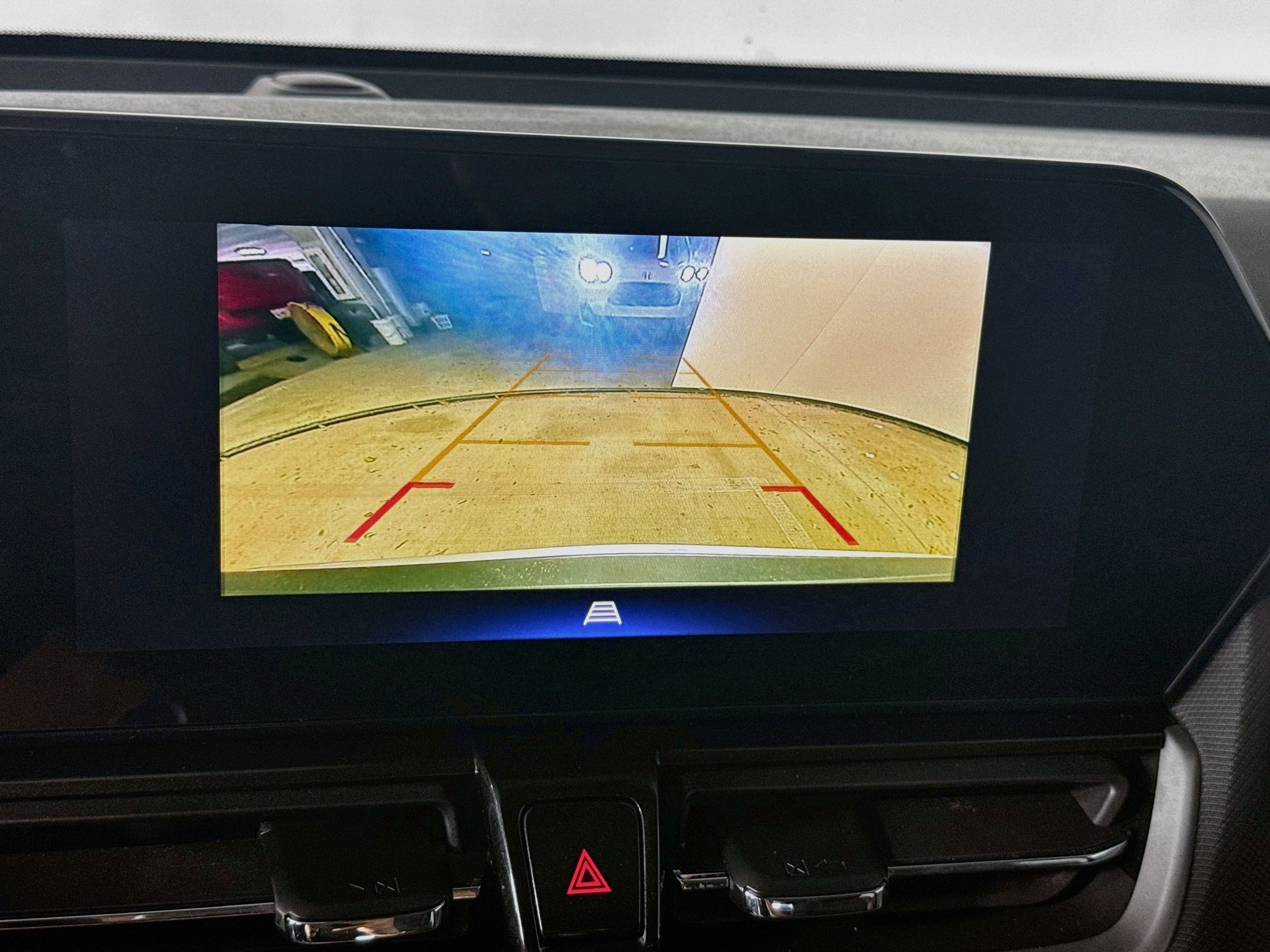 Used 2025 Chevrolet TrailBlazer LT FWD image 14