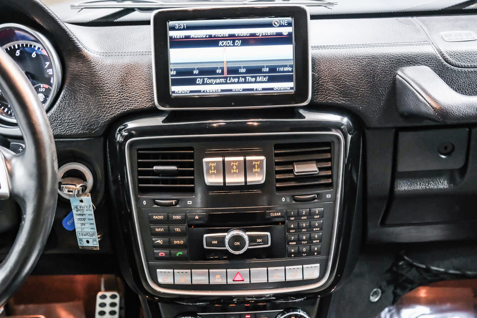 Used 2015 Mercedes-Benz G 550 image 16