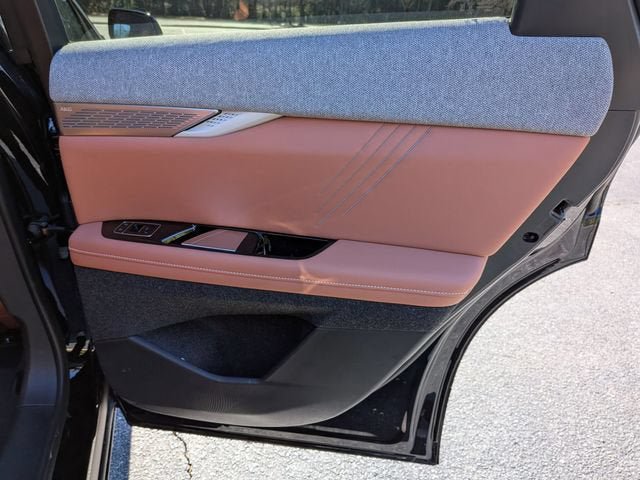 New 2026 Cadillac Optiq Luxury 2 RWD image 33